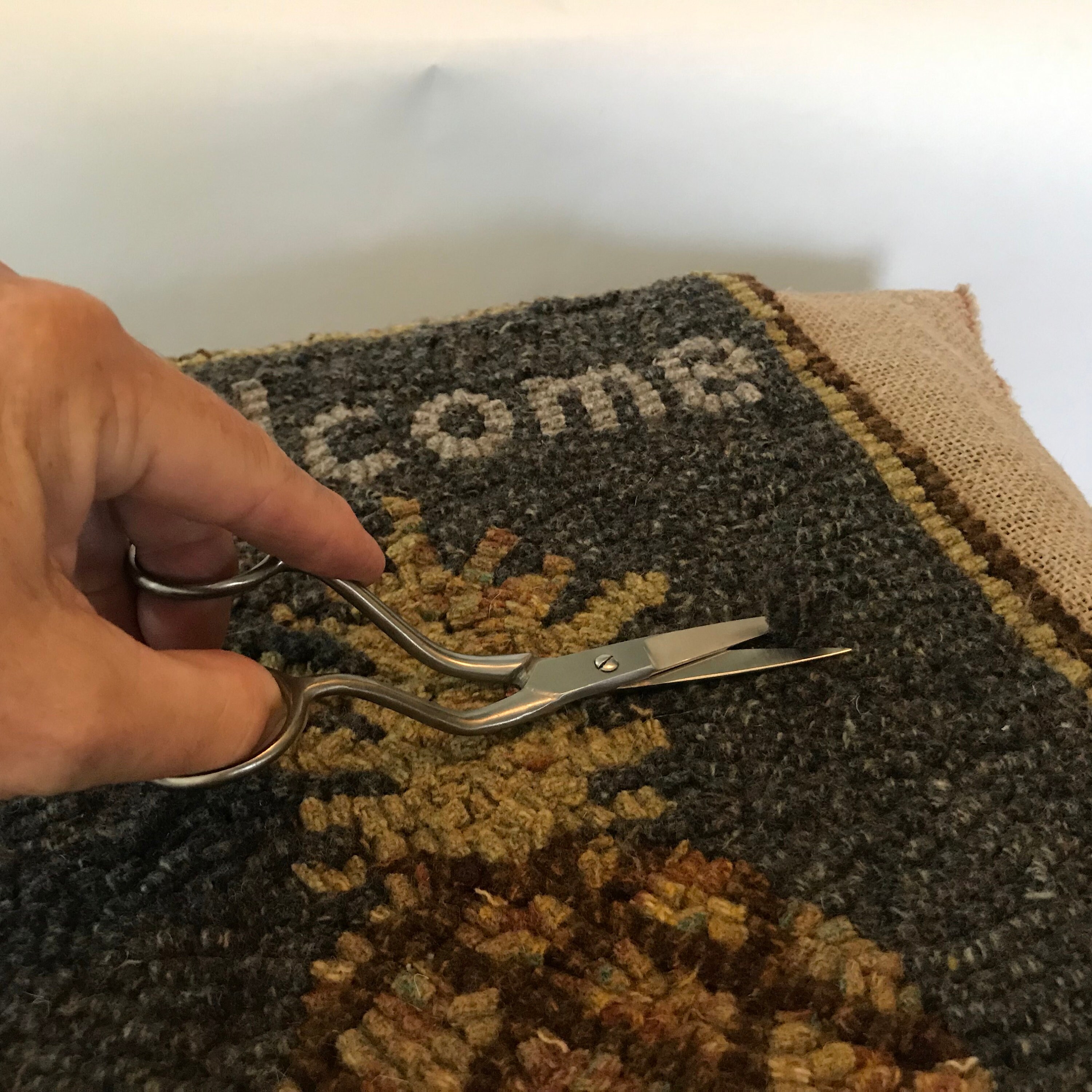 Rag Rug Scissors Rug Hooking Supplies: Stainless Steel BENT HANDLE SCISSORS for Rug ...