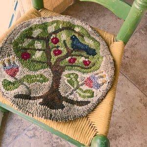 APPLE TREE with FLOWERS Rug pattern for hooking or punch needle.  Round 12&quot;, 14&quot; or 16&quot;.   Foundation cloth choices at checkout.
