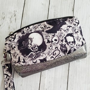 Clematis Wristlet/ Clematis Pouch/ Wristlet