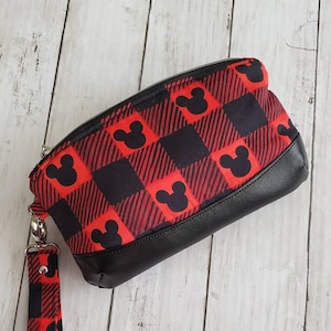 Clematis Wristlet/ Clematis Pouch/ Wristlet