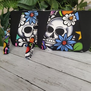 Sunshine Wristlet Street Skull Alexander Henry image 4