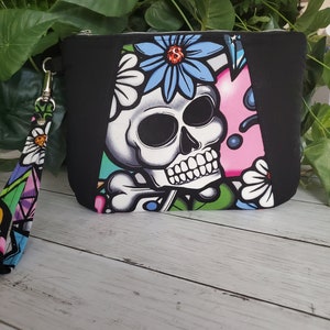 Sunshine Wristlet Street Skull Alexander Henry image 1