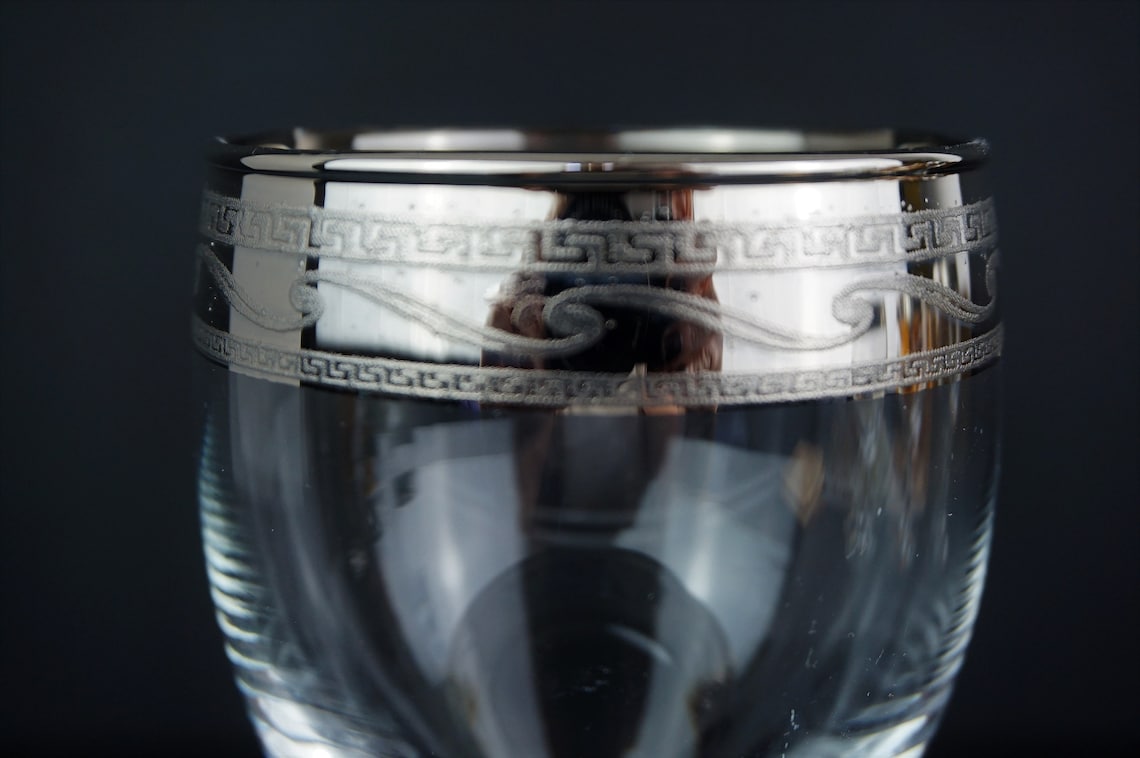 Beautiful Vintage Italian Wine Glasses // J Preziosi Lavorato Etsy