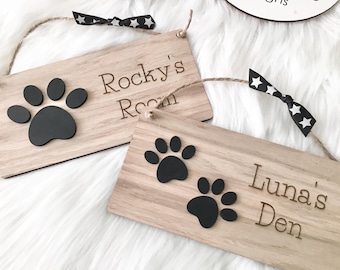 Oak Veneer Paw Print Dog Name Plaque. Puppy Sign, kennel, Crate Door, Pet Gift, Doggy Sign, Pup Den, Cubby, Snug.
