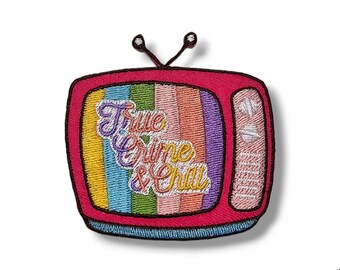 Geborduurde stoffen patch, True Crime en chill, televisie, veelkleurig, ijzeren applicatie, lijm, ambachten, Gothic, Badge, Halloween