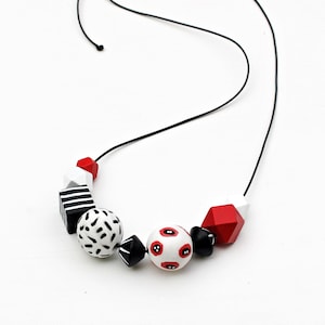 Chunky bead necklace/modern necklace/wooden necklace/colorful/ abstract/statement necklace/oversized/red/black/white/polka dots/stripes