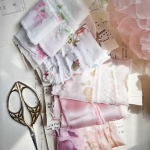 Ensemble de 5 rubans floraux shabby chic déchirés à la main en coton rose, soie dévorée, ruban de satin 10 m