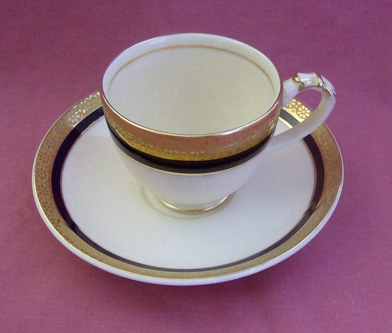 Vintage Teacups and Saucers, Set of 6, From Empire Ware England, Cream