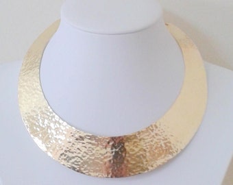 Choker, Halskette gehämmert, Kragen-Halskette, handgemachtes Gold, Silber Manschette oder, vergoldet 24k, Choker Halskette