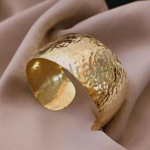 Gold ,Silver, Wide Cuff Hammered , Wrist Bracelet made of brass , copper ,aluminium, Gold plated 24k