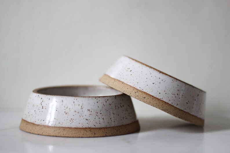 Small White Arroyo Pet Bowl
