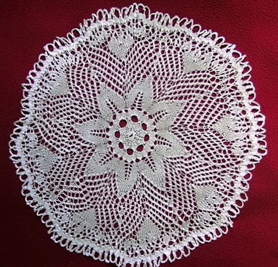 Napperon Dentelle Tricot d'art Aux Aiguilles Fait Main en Coton Extra Fin Beige.