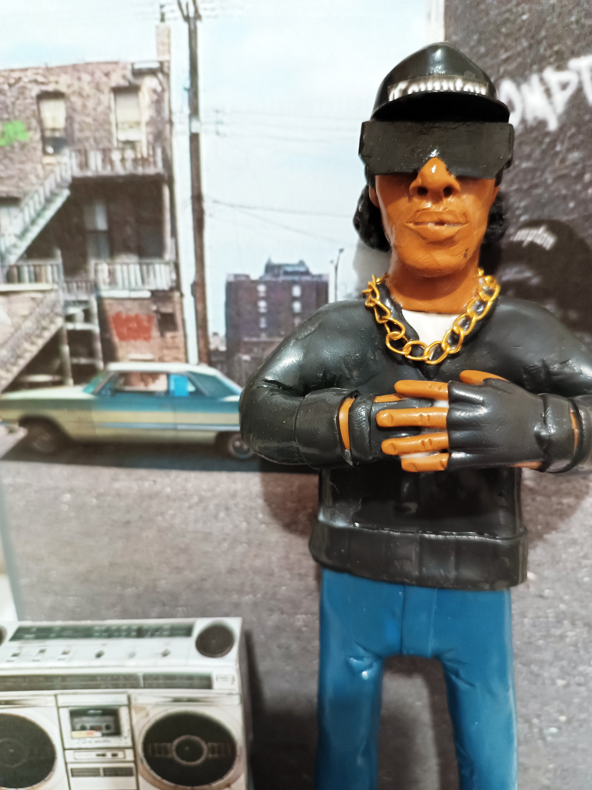 Amazon.co.jp: レジェンド HipHop ラッパー フィギュア (Eazy-E