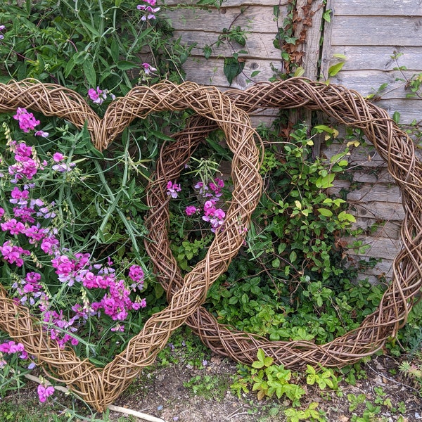 Large Plain Willow Wicker Christmas Wreath Natural UK Hanging Giant Circle Ring Heart