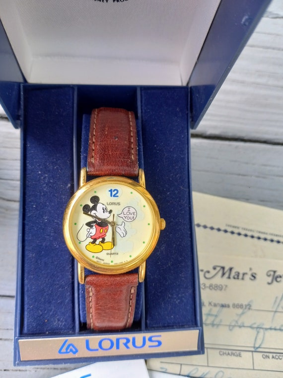 1990’s Glow in the Dark Lorus Mickey Mouse Watch-… - image 5