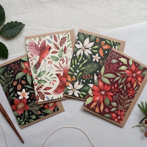 Set di cartoline di Natale botaniche - confezione da 4 biglietti di auguri di Natale illustrati - Fiori e uccelli