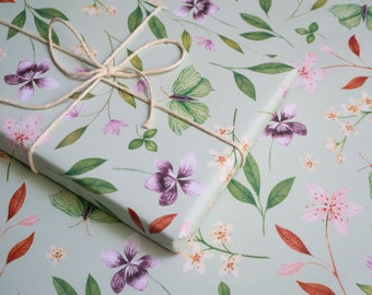 Lentebloemen en vlinders Inpakpapier - Botanisch patroon - Recyclebaar bloemencadeaupapier