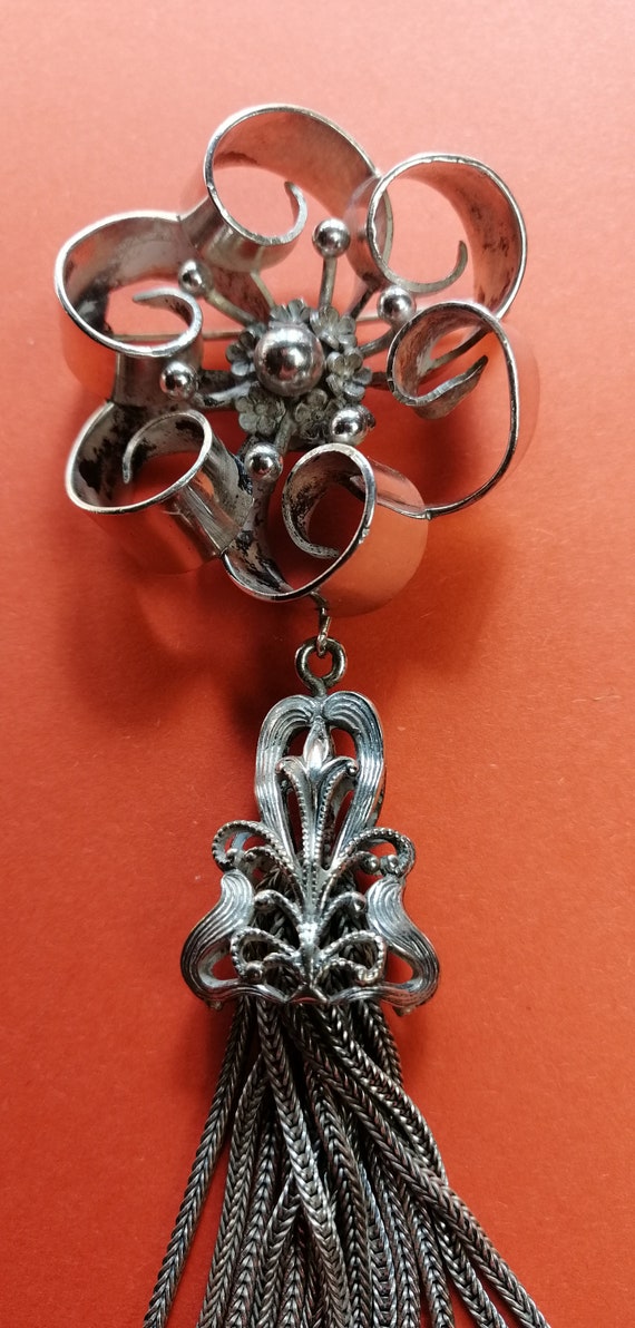 JOSEFF OF HOLLYWOOD Hanging Brooch (242)pendant, f