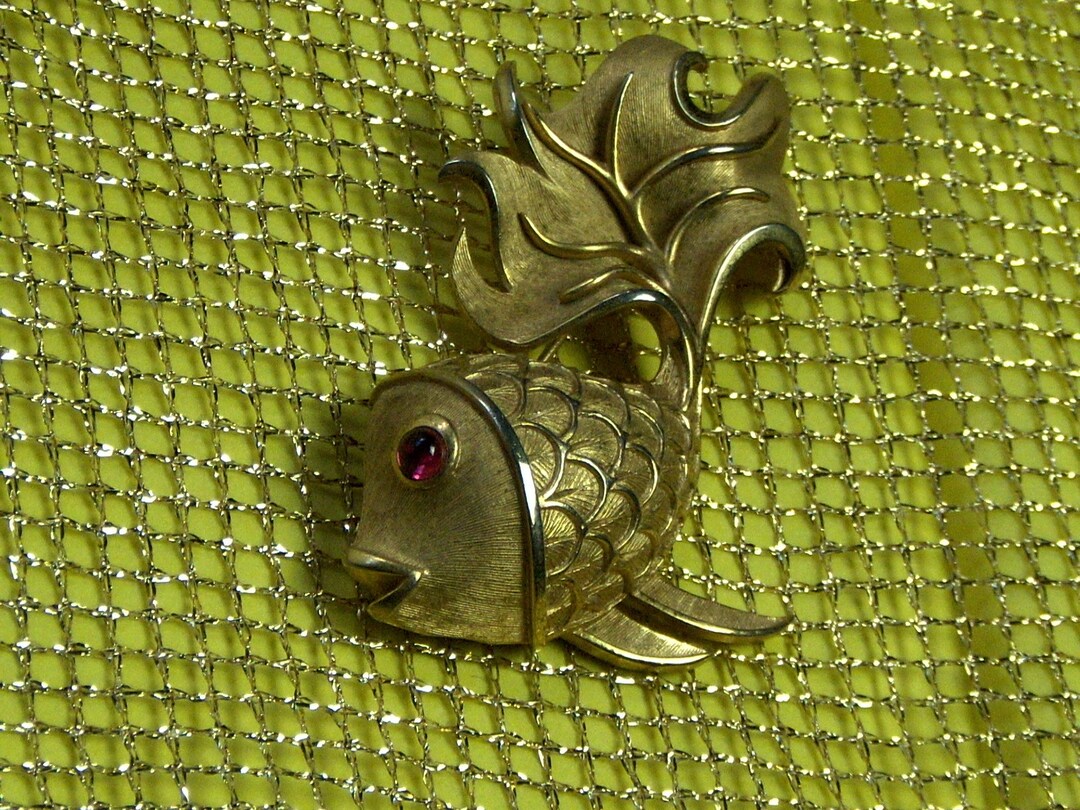 Broche Fantaisie Vintage Signée TRIFARI - Métal Doré - Années 80/90