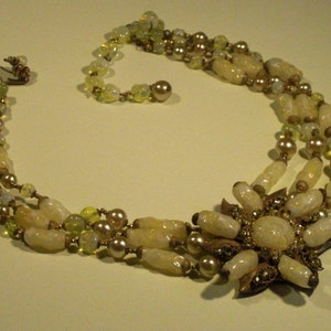 MIRIAM HASKELL Necklace 3 rows 75 star, signed Miriam Haskell, 1950's image 1