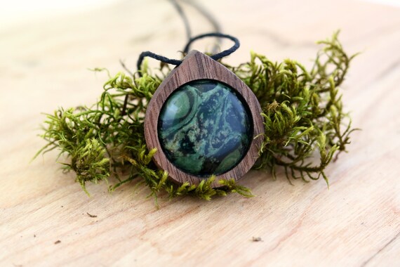 Healing crystal necklace for anxiety outlet