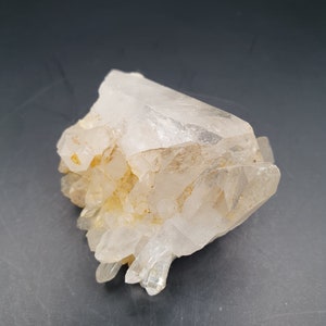 Golden healer quartz, golden crystal, raw crystal, crystal for her, Gift for him, gift for her, witchy gift, gold quartz