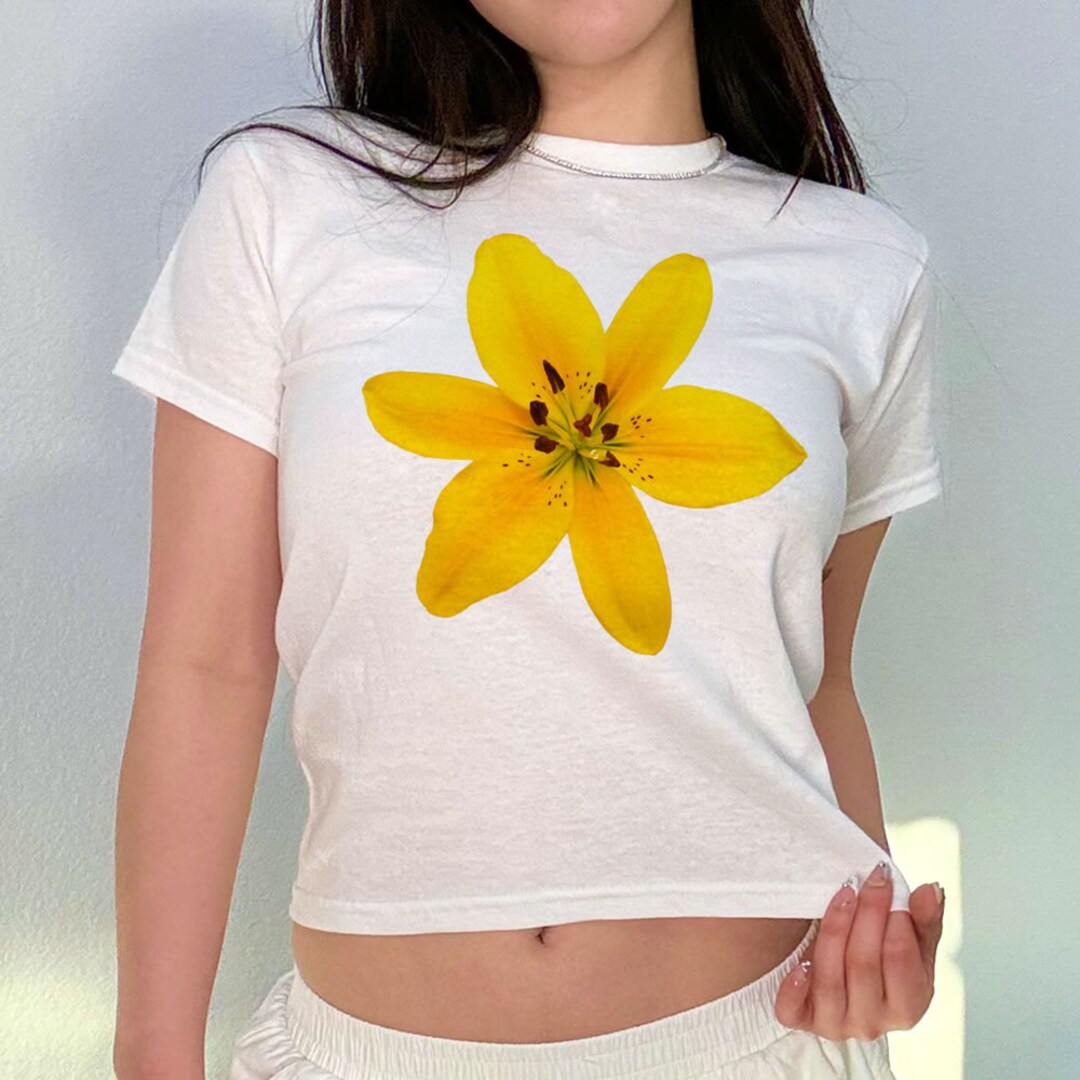【LOULOUSEOUL】Lily T-Shirt (Green Yellow) Lily T-Shirt (Green Yellow) - LOULOUSEOUL