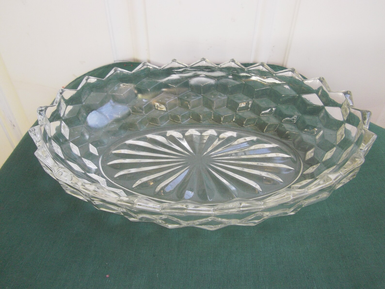 Round Cut Glass Serving Dish Starburst Pattern Vintage Etsy