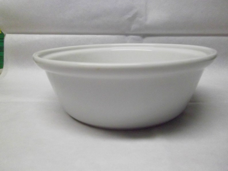 Vintage 90/'s Round Bone White Stoneware Casserole Dish Baking Pan