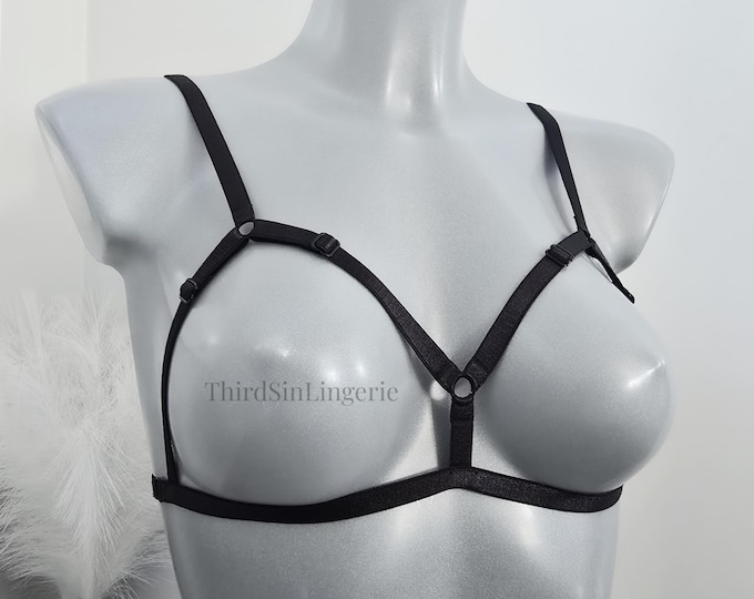 DITA Adjustable Cupless Bra, Harness for Women, Plus Size Inclusive