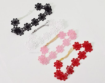 DAISY | Floral Choker, Delicate Flower Necklace Made From Guipure Lace, Custom Jewellery