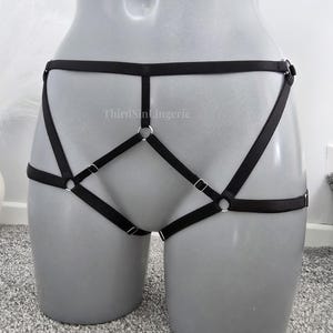 LILITH Crotchless Panties, Satin Lingerie Harness, Plus Size Inclusive afbeelding 8