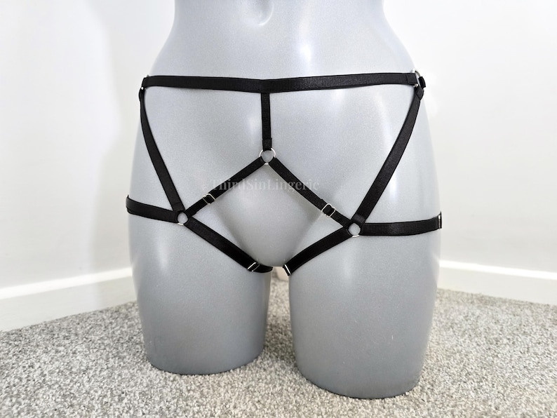 LILITH Crotchless Panties, Satin Lingerie Harness, Plus Size Inclusive afbeelding 1