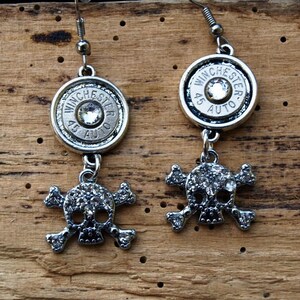 Brincos de bala artesanais com esqueleto com pingentes de strass e 45 balas automáticas. Cristais opcionais Es675