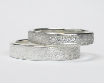 Alliances/alliances de mariage avec diamant en or blanc 333 mat | 4 et 3 mm de large | Alliances faites à la main personnalisées