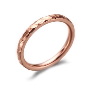 Ring made of 8 kt. rose gold, yellow gold, white gold 2 mm wide | Gold band ring