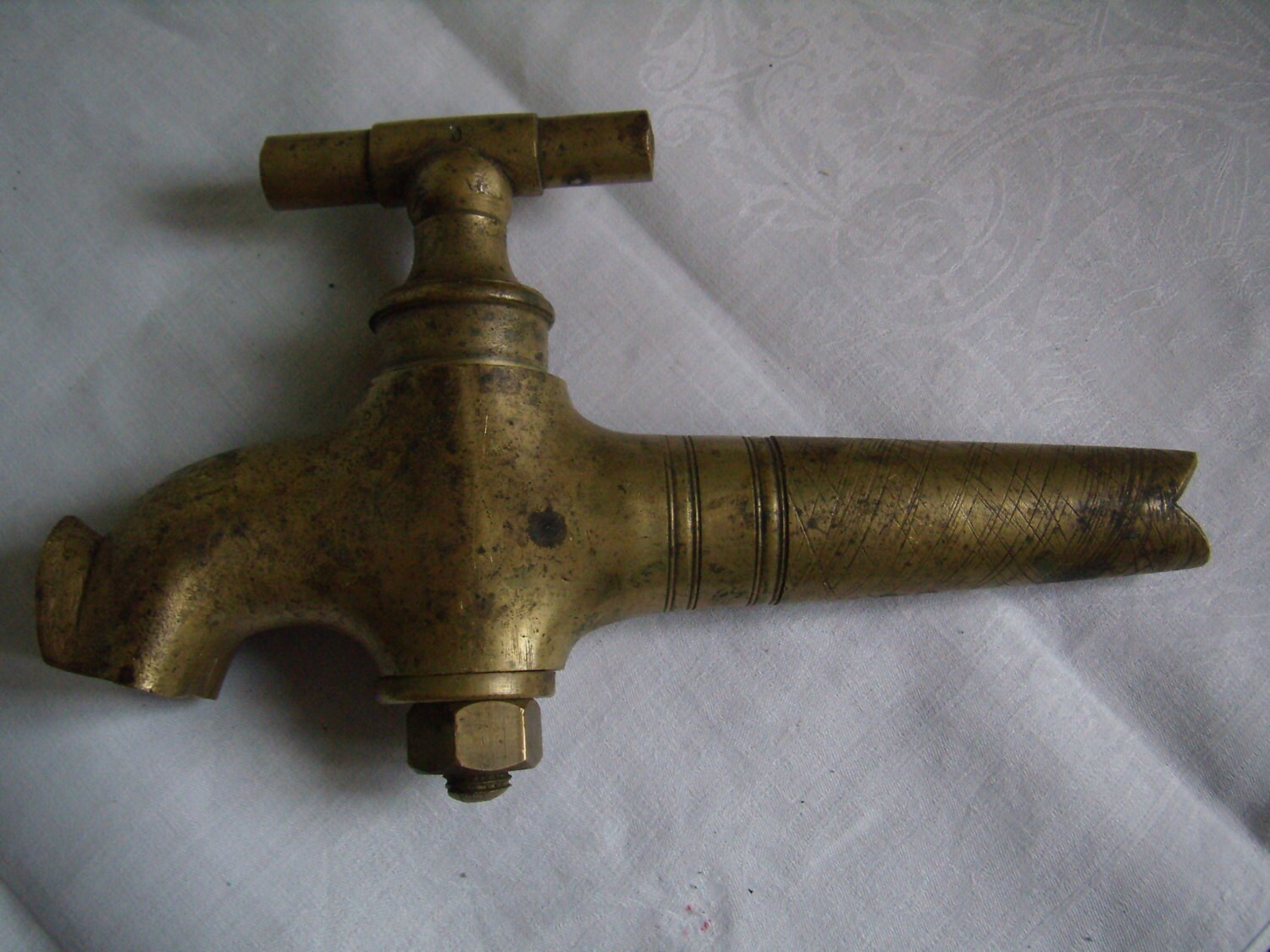 Robinet de Tonneau Vin en Bronze/Laiton, Accessoire Vigneron, Outil Viticole, Robinet Barrique, Clé