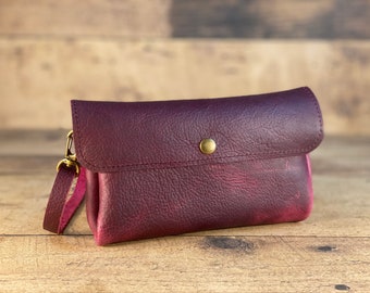 Clutch Purse | Wristlet | Purple Kodiak Leather