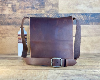 Medium Classic Messenger | Brown Kodiak Leather