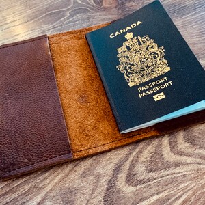 Protège-passeport | Cuir Kodiak marron