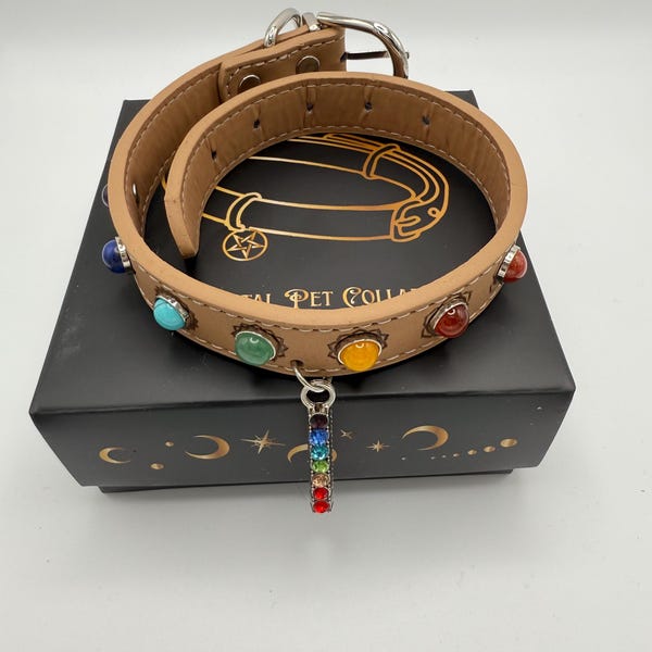 Collar para mascotas de cuero vegano con 7 chakras: alinea la energía de tu mascota.