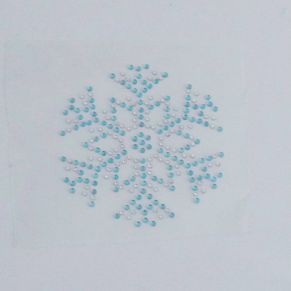 3,5" flocon de neige en cristal aigue-marine, flocon de neige appliqué, flocon de neige fer sur transfert, flocon de neige strass, hiver Bling, fer sur flocon de neige