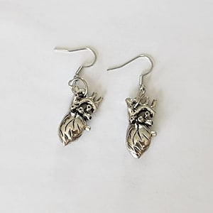 Heart Earrings, Human Heart Dangle Earrings, Anatomical Heart Earrings, Anatomy Jewelry, Gothic Jewelry, Unique Jewelry, Forensics Jewelry