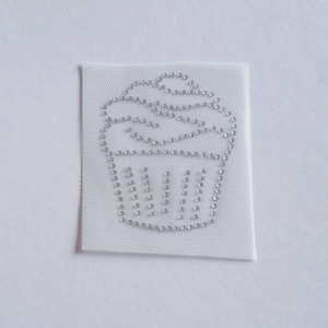 Cupcake Applique, Rhinestone Cupcake, Birthday Cupcake Rhinestone Transfer, Iron on Cupcake Bling, Birthday Bling, Happy Birthday, Cupcake