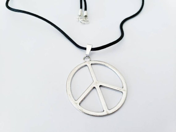 Peace Symbol Pendant Necklace, Peace Sign Necklace, Trinket Necklace, Good Luck Charm, Statements Necklace, Hippie Costume Jewelry