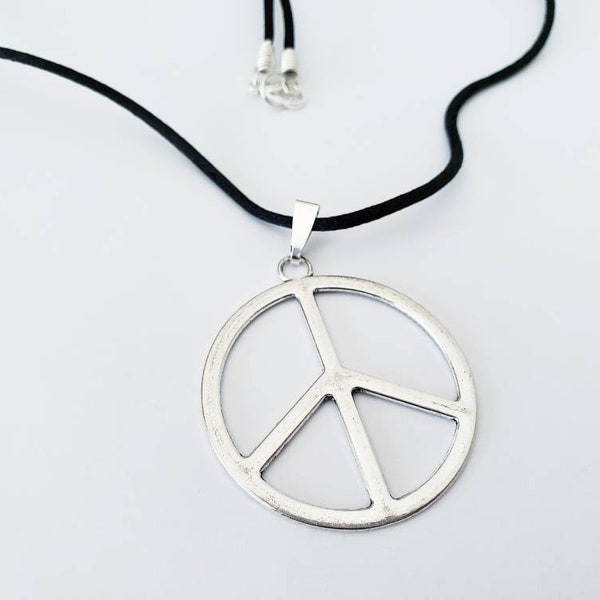 Peace Symbol Pendant Necklace, Peace Sign Necklace, Trinket Necklace, Good Luck Charm, Statements Necklace, Hippie Costume Jewelry