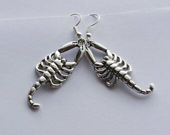 Orecchini Pendenti Gotici A Forma Di Scorpione - Oro Con Zirconia - Gioielli Animalier Donna
