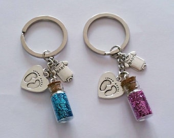 Gender Reveal Keychain, It's a Boy Keychain, Pink or Blue, It's a Girl Keychain, Glitter Keychain, Baby Shower Gift, Gift for Expecting Mom
