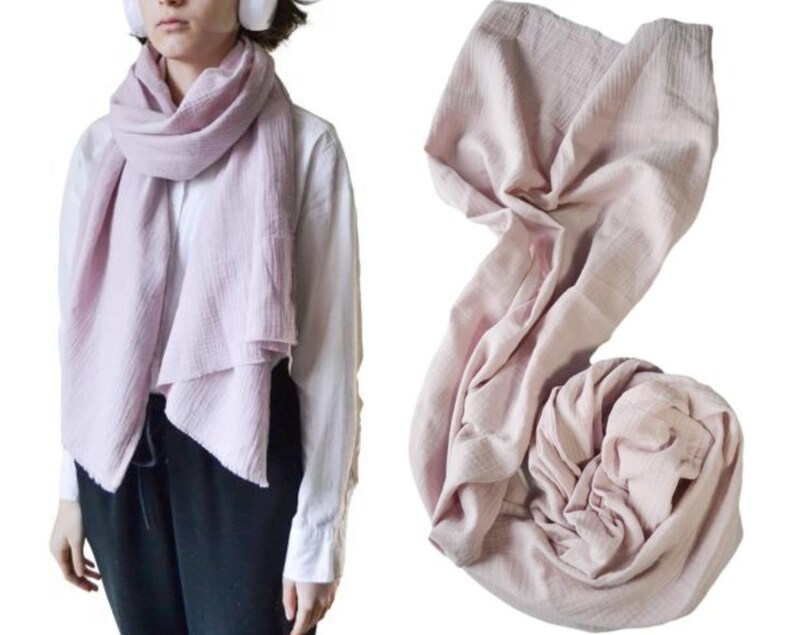 Mauve pink organic cotton gauze scarf Long scarf Women scarf Spring scarf Medium cotton muslin scarf Spring Gift for Women zdjęcie 3