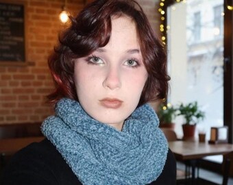 Chunky Knit Velvet Cowl Scarf: Blue Fluffy Neck Warmer for Woman